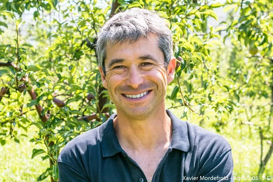 Domaine Devoluy, jus de fruits bio et huiles essentielle d'immortelle des Alpes